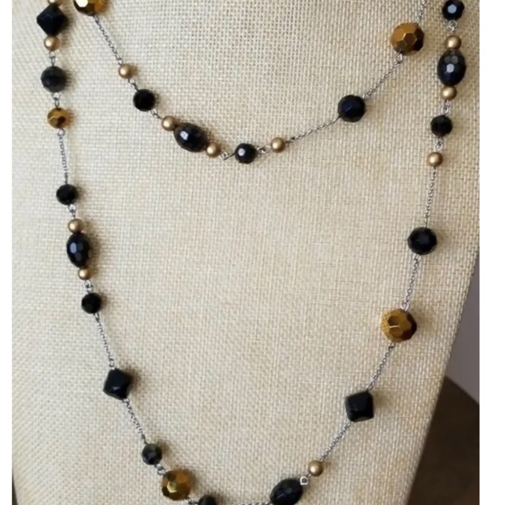 Lia sophia necklace silver 15", 3" extension